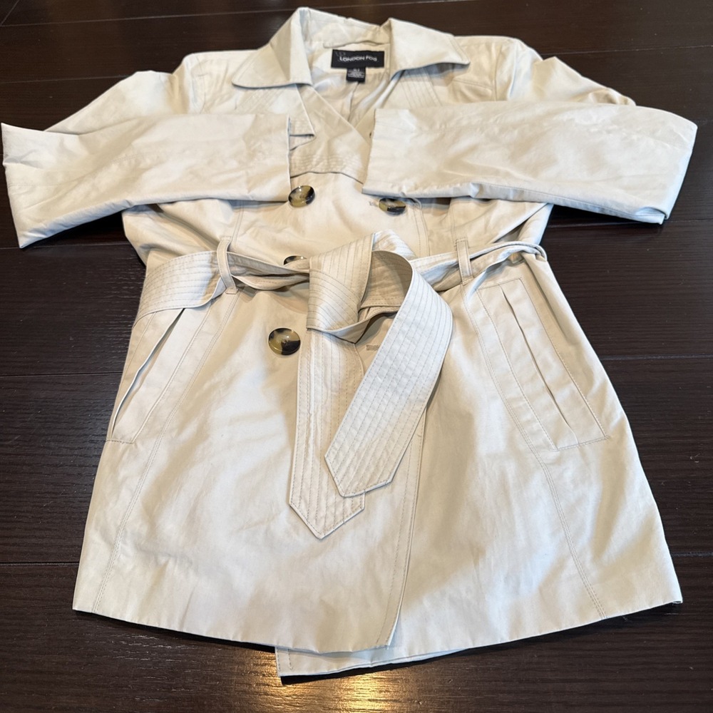 Vintage London Fog Maincoats Women's L Trench Coat Button Up Lined w/ Pockets